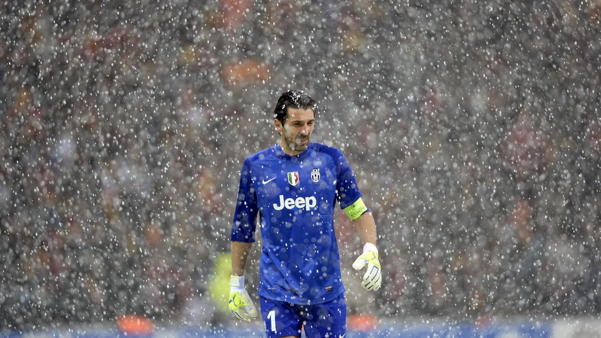 开云权威入口_姆巴佩告别阿隆索，短暂相遇，永恒荣幸