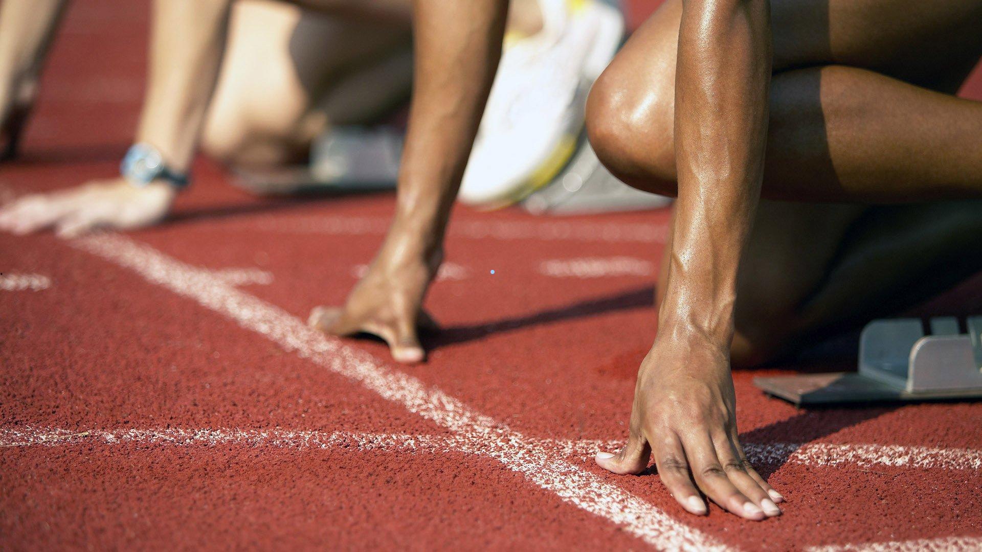 开云中国官网-Hamid动画呈现，2025年全球足球里程碑时刻全景回顾